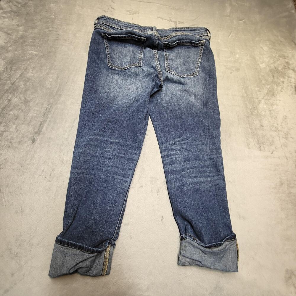 Straight Cuff Women’s Denim Jeans - Picture 10 of 11